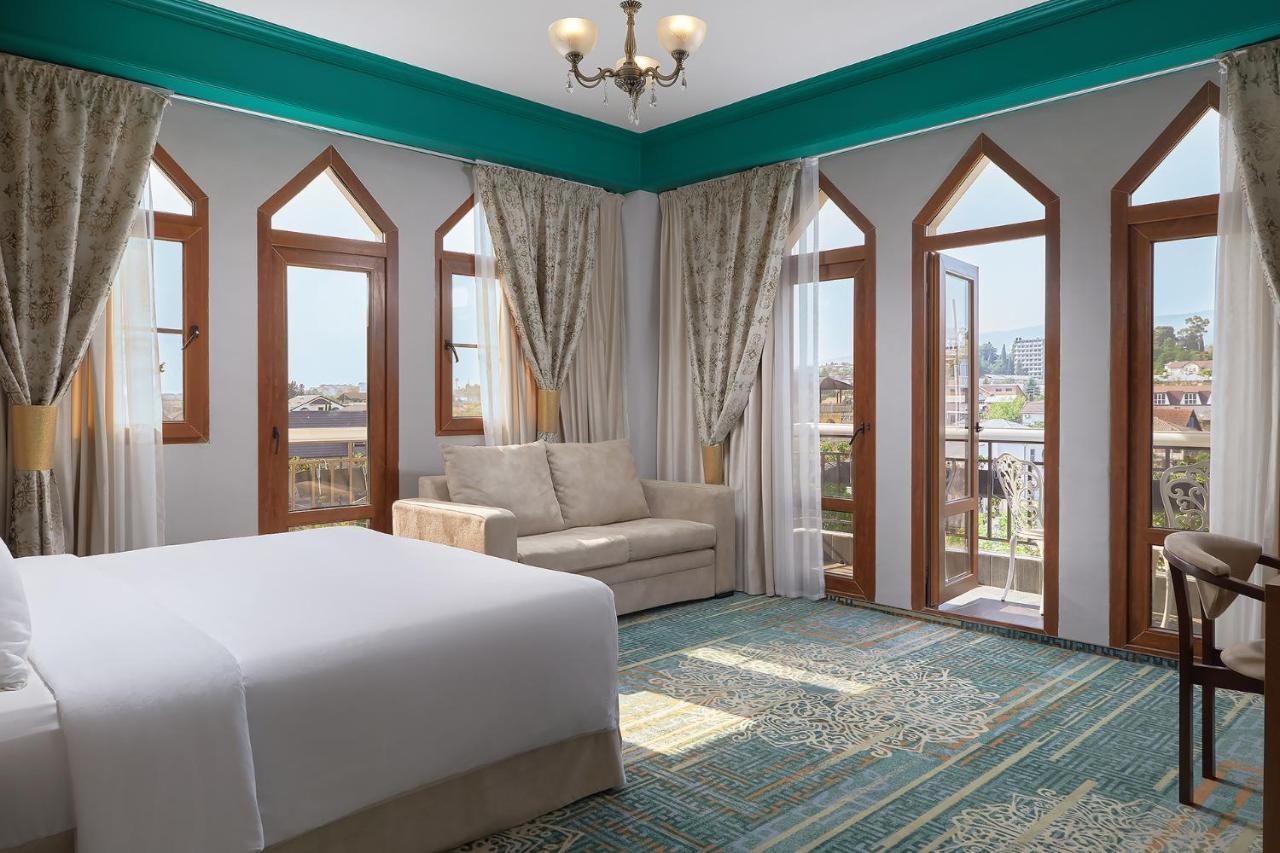 سوخومي Garuda Boutique Hotel المظهر الخارجي الصورة
